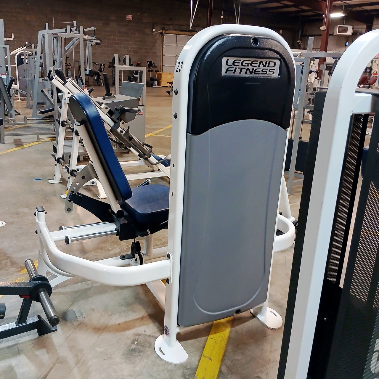 Legend Fitness SelectEDGE Leg Press