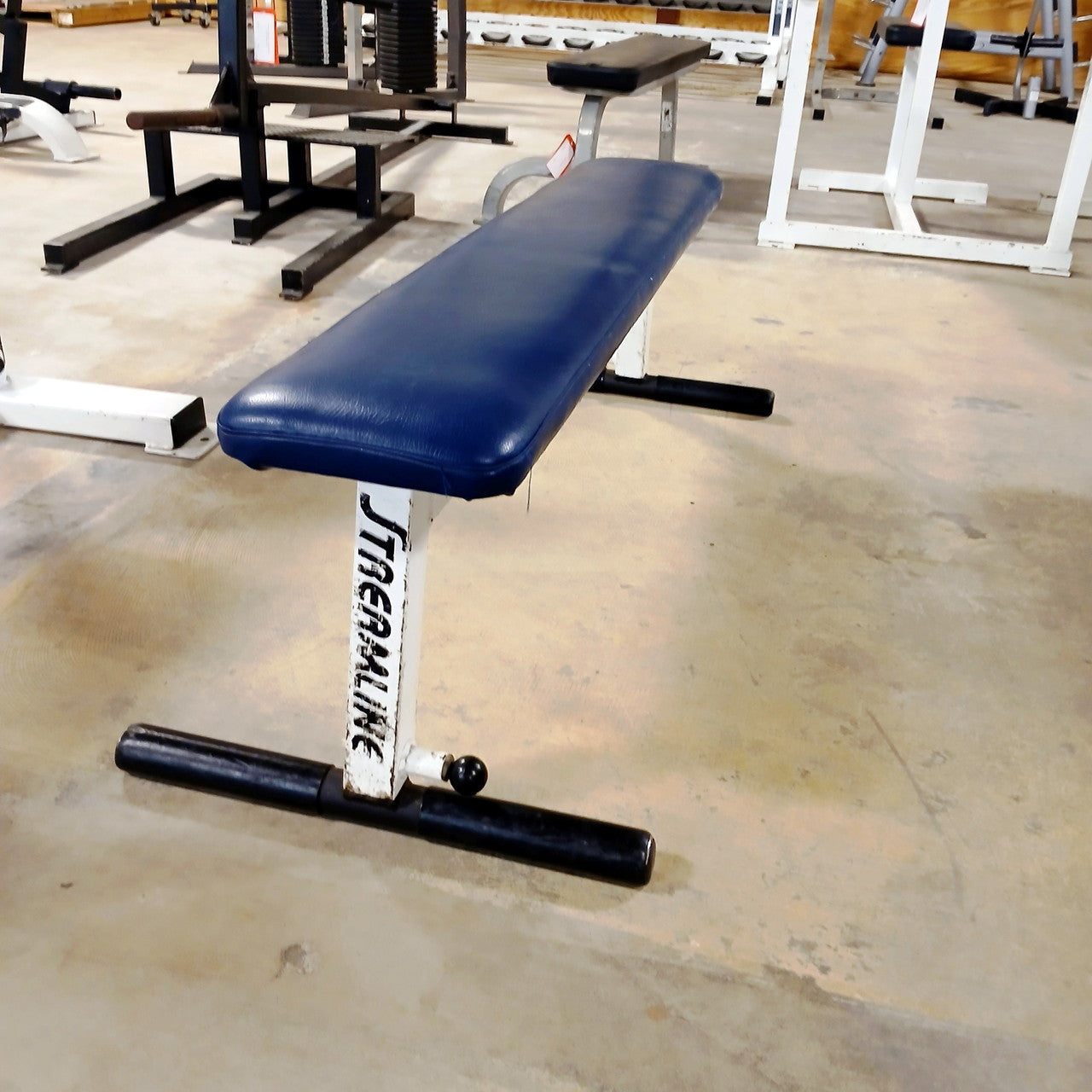 Streamline Flat Bench
