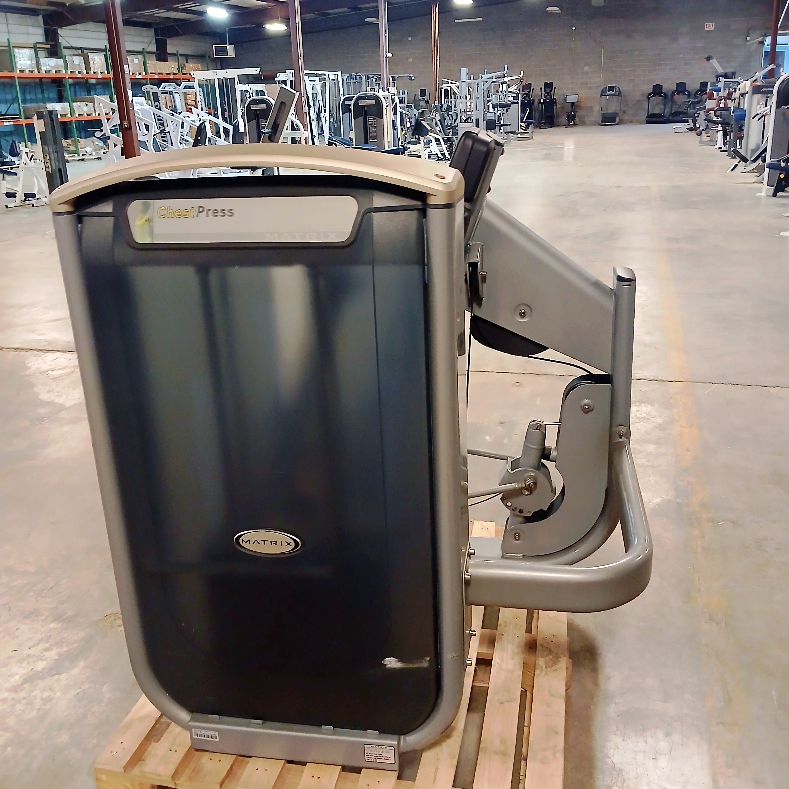 Matrix G7 Series Commercial Chest Press