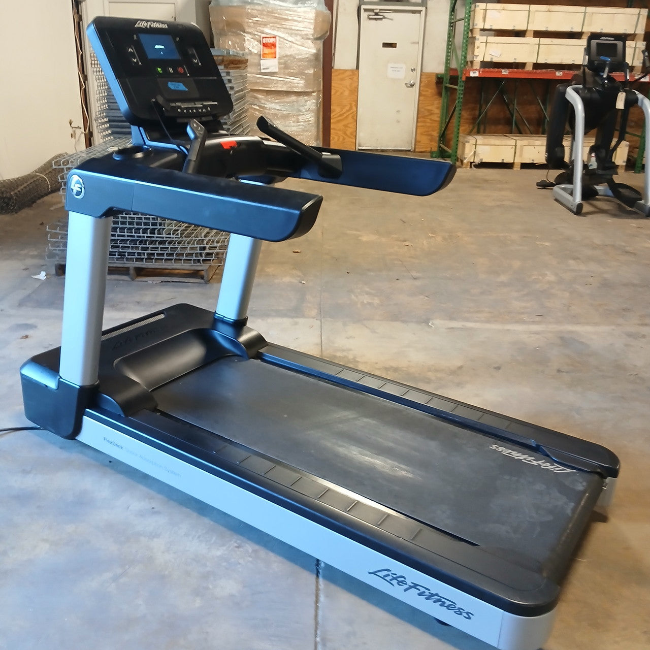 Life Fitness Integrity Cardio Package