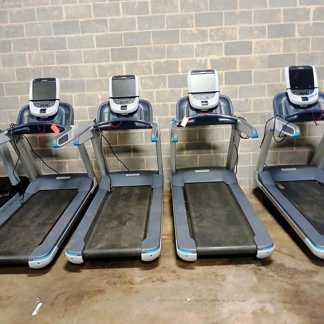 Precor TRM 885 Treadmill Package – 4 Commercial Treadmills w/ P80 Touchscreen Consoles