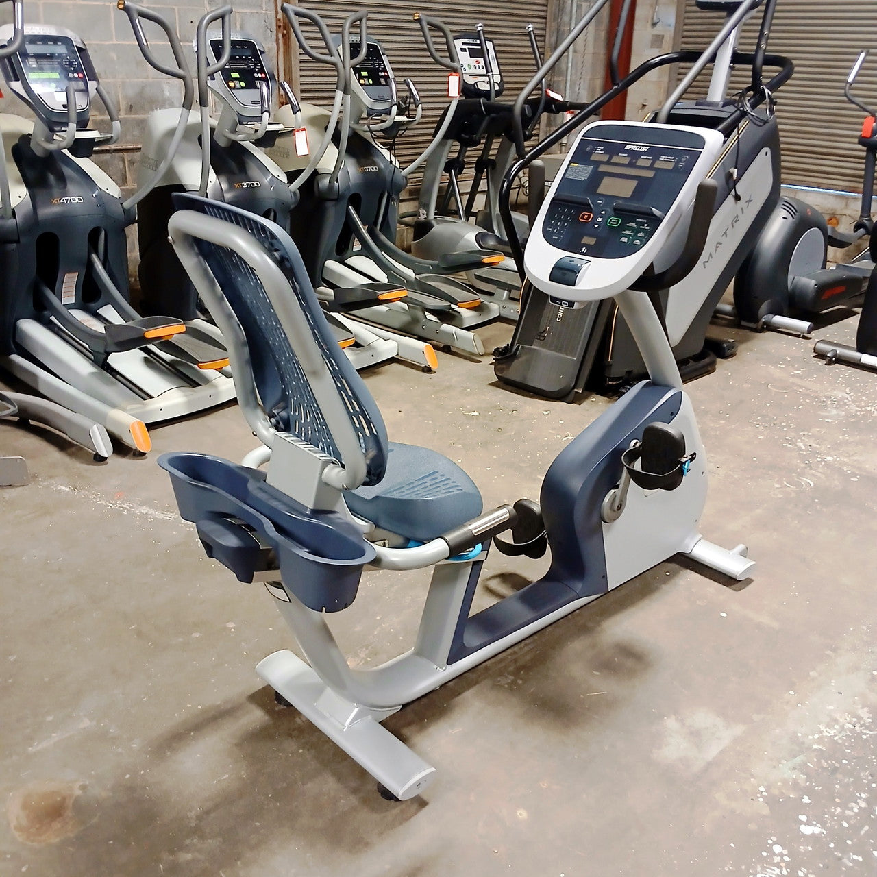 Precor RBK 835 Recumbent Bike w/p30 Console
