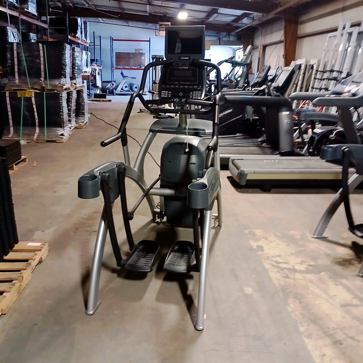 Cybex 750A Lower Body Arc Trainer