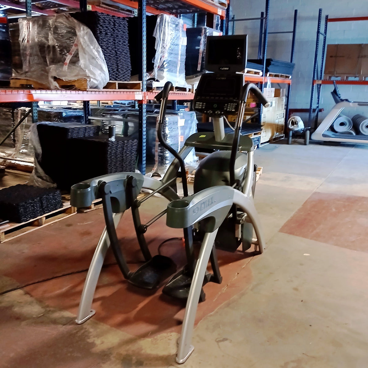 Cybex 750A Lower Body Arc Trainer