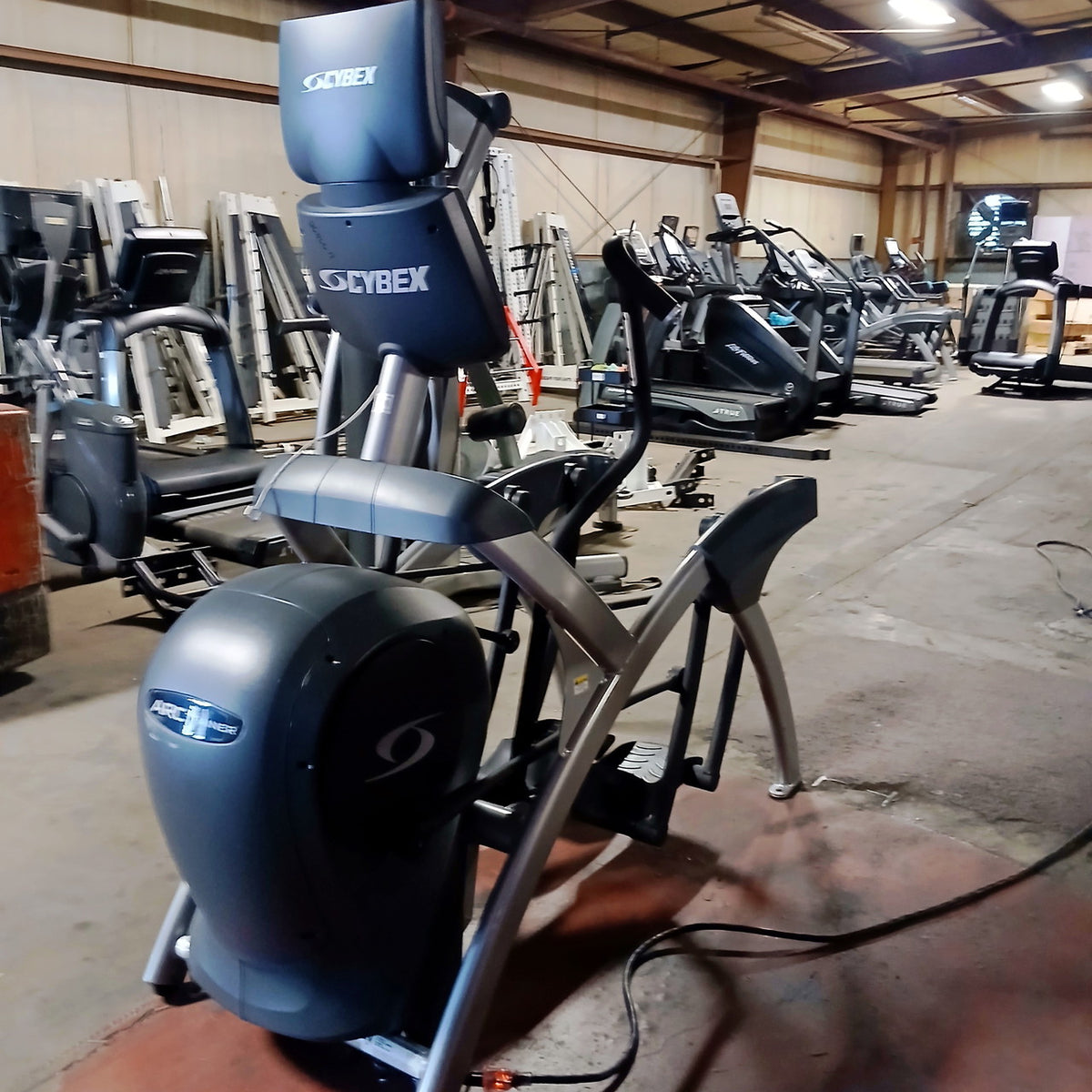 Cybex 750A Lower Body Arc Trainer