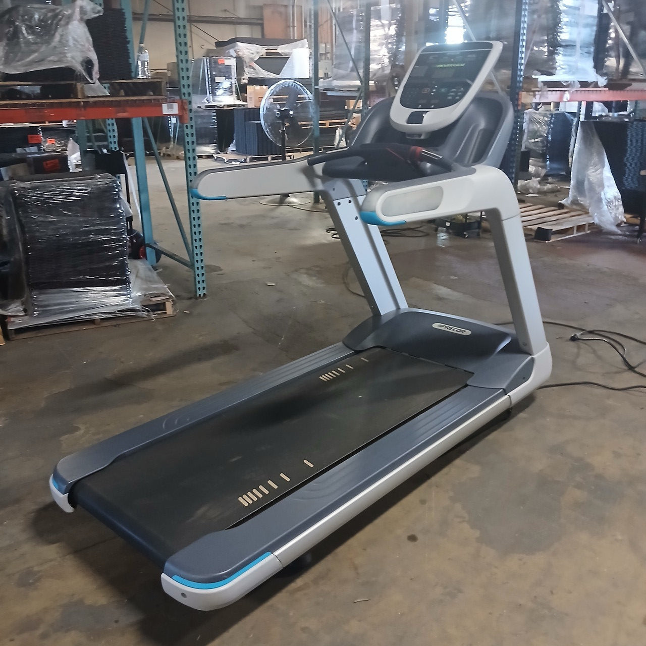 Precor TRM 835 Treadmill w/P30 Console