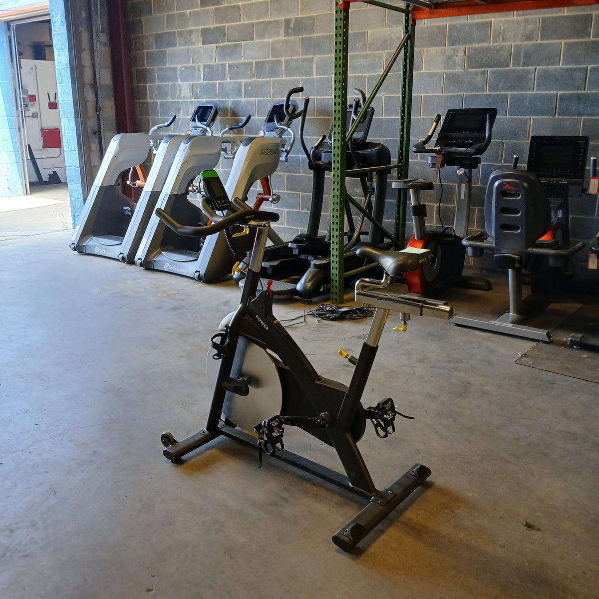 Cascade Pro Power indoor bike