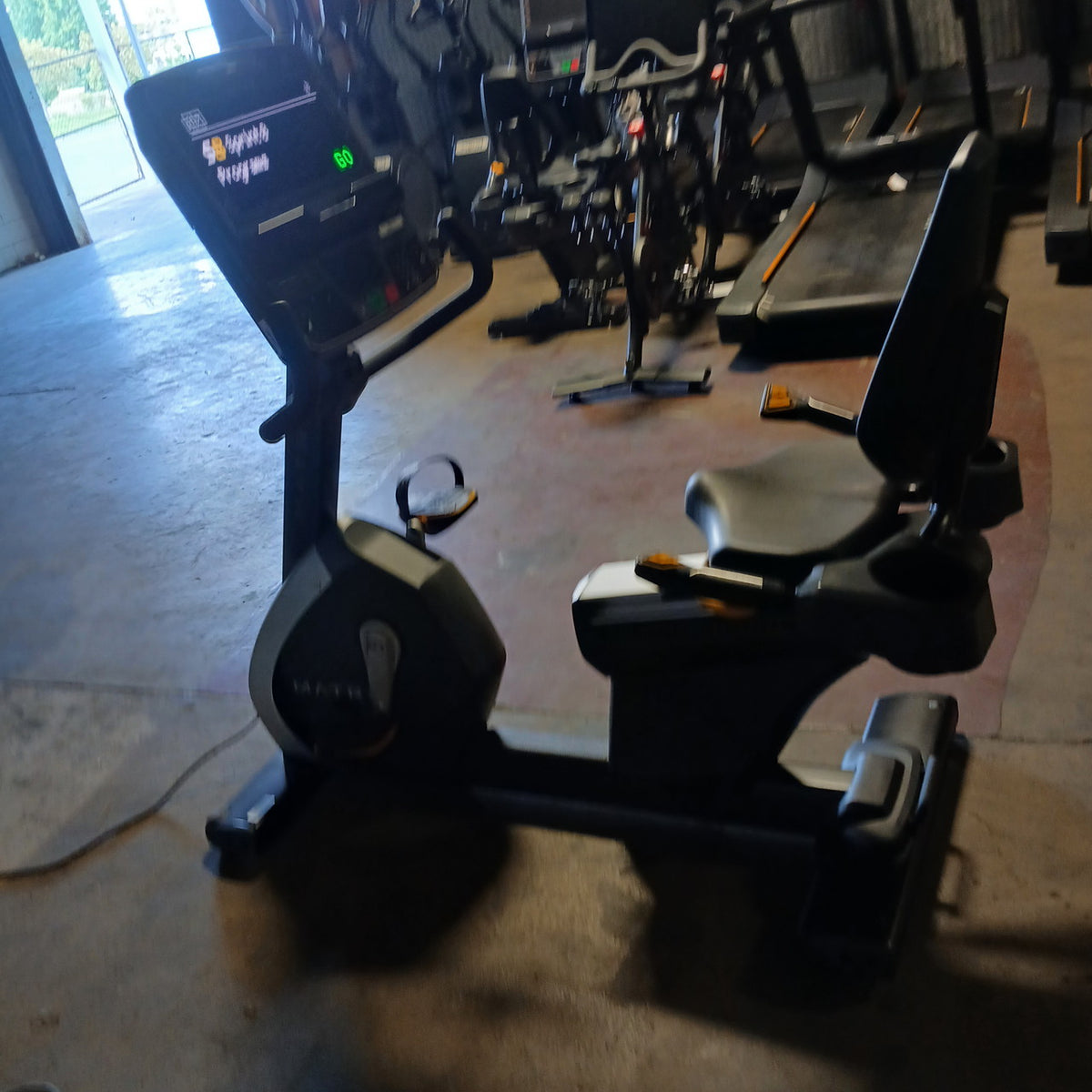 Matrix Performance Recumbent Cycle w/ Premium Led Console