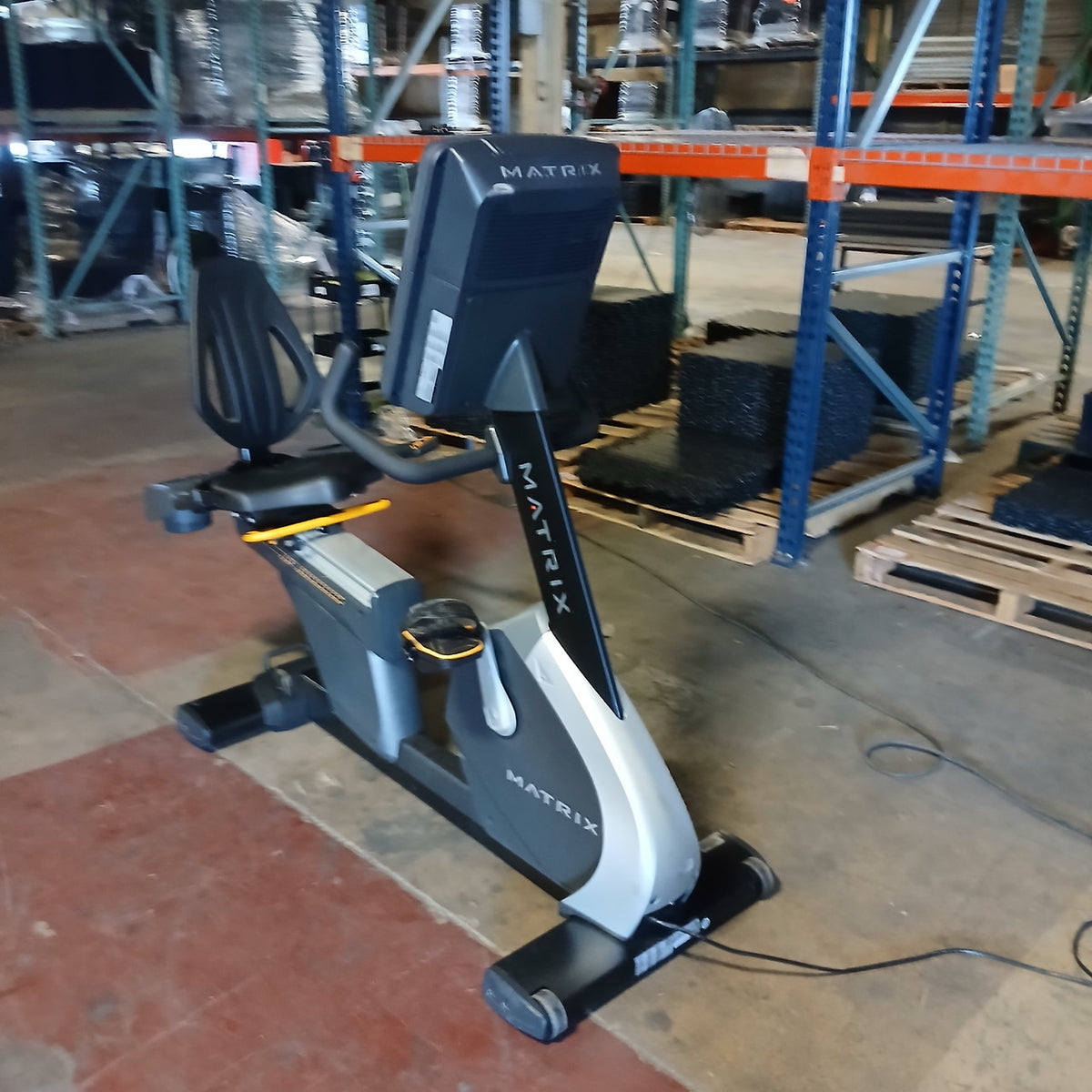Matrix Performance Recumbent Cycle w/ Premium Led Console