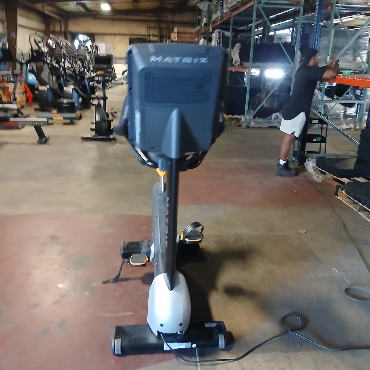 Performance Upright Cycle w/ Premium Led Console