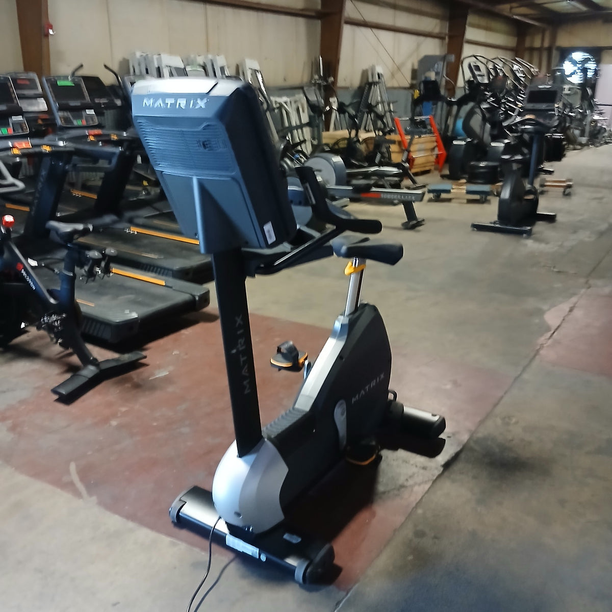 Performance Upright Cycle w/ Premium Led Console