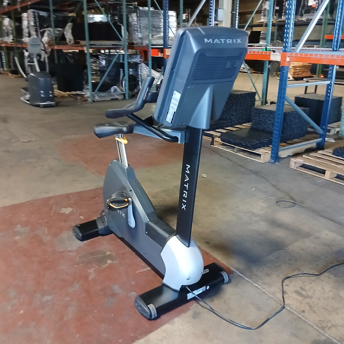 Performance Upright Cycle w/ Premium Led Console