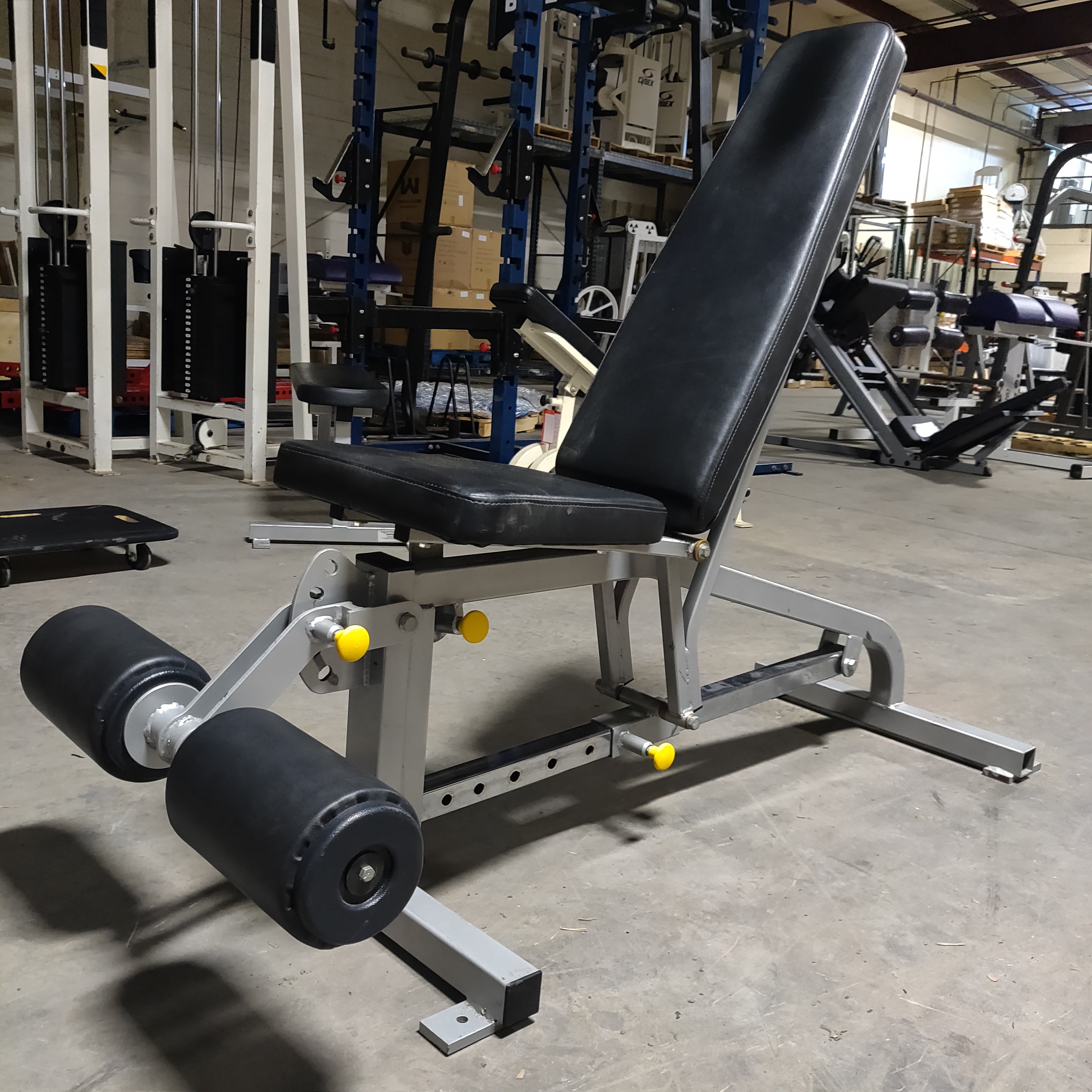 Adjustable Weight Bench 