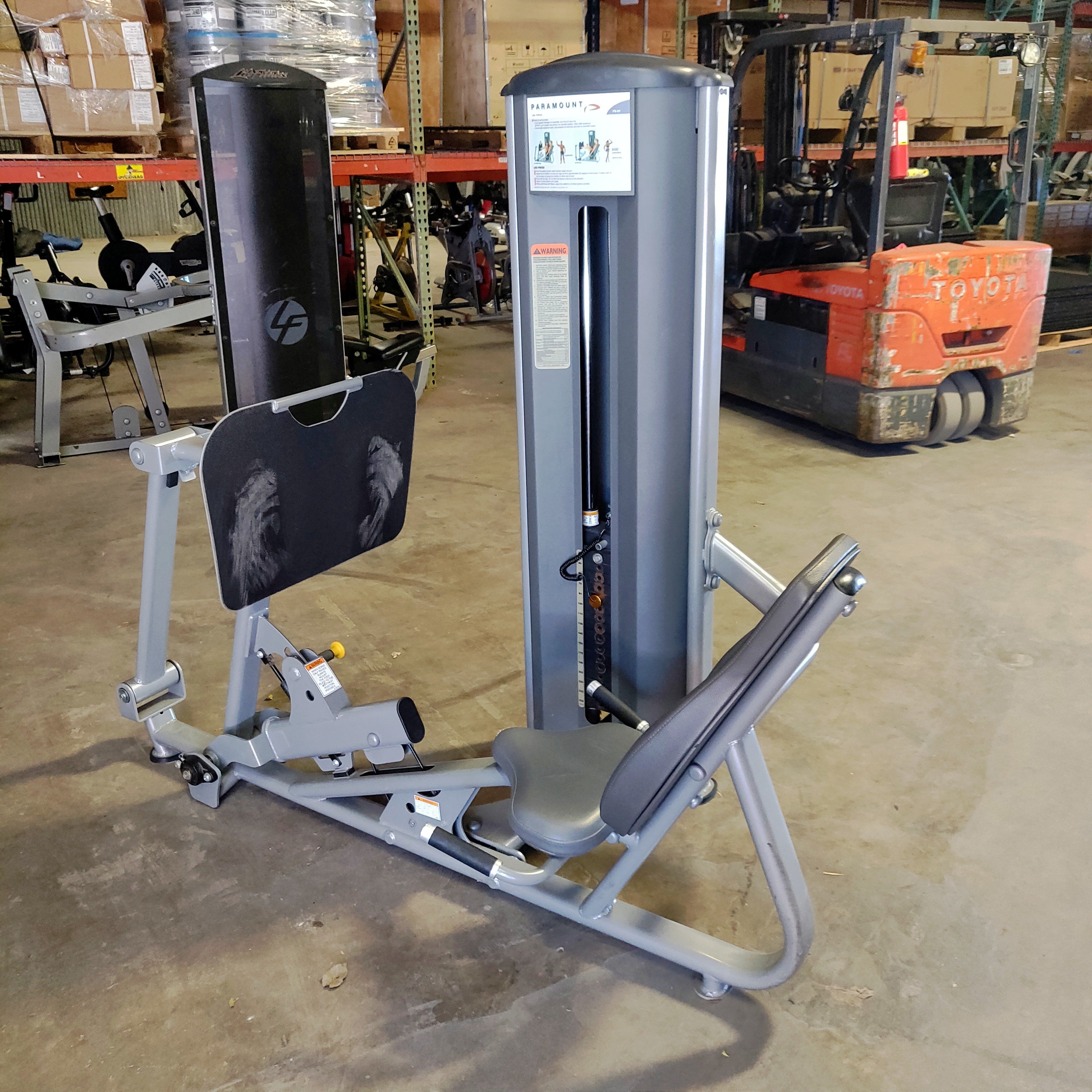 Paramount Leg Press/Calf Raise Selectorized