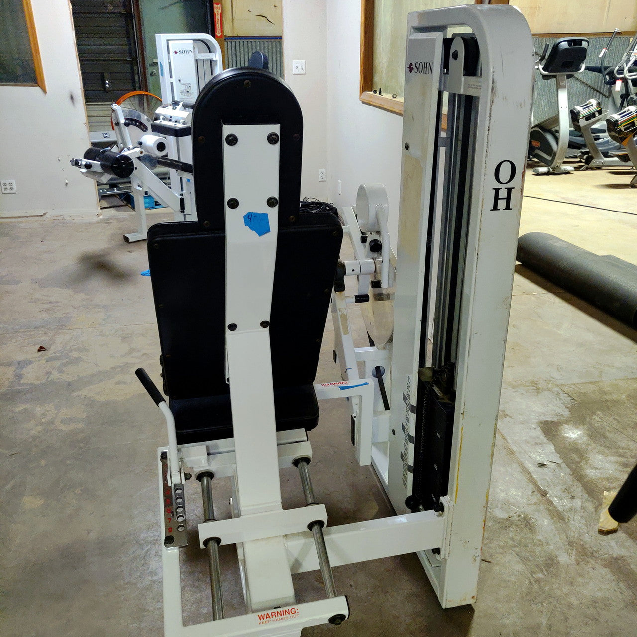 Sohn 7 Piece Strength Circuit Cable Tower/Leg Extension/Leg Curl/Ab/Lateral Raise/Bicep Curl/Chest Press