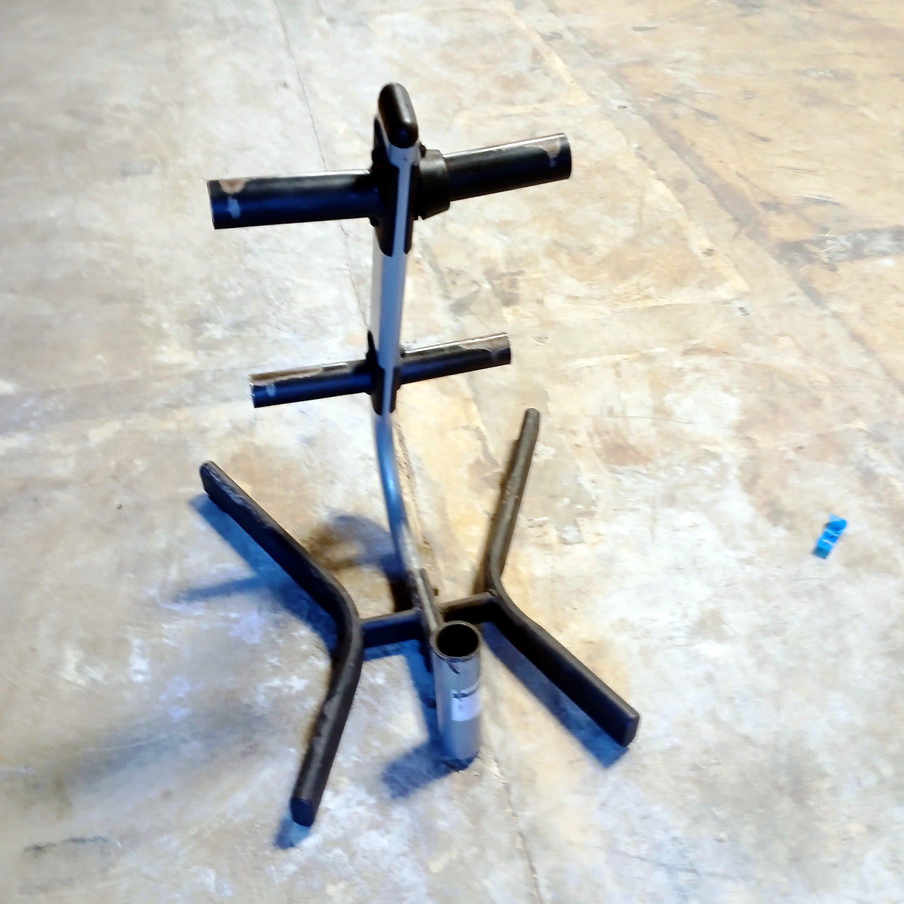 Compact Plate Storage Tree