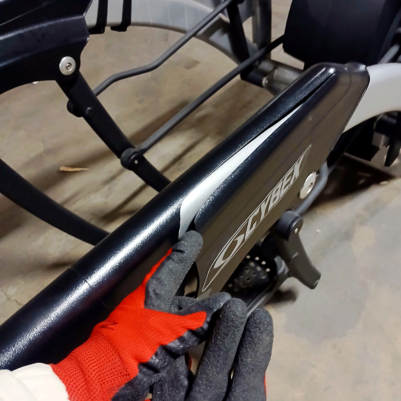 Cybex 630a Arc Trainer