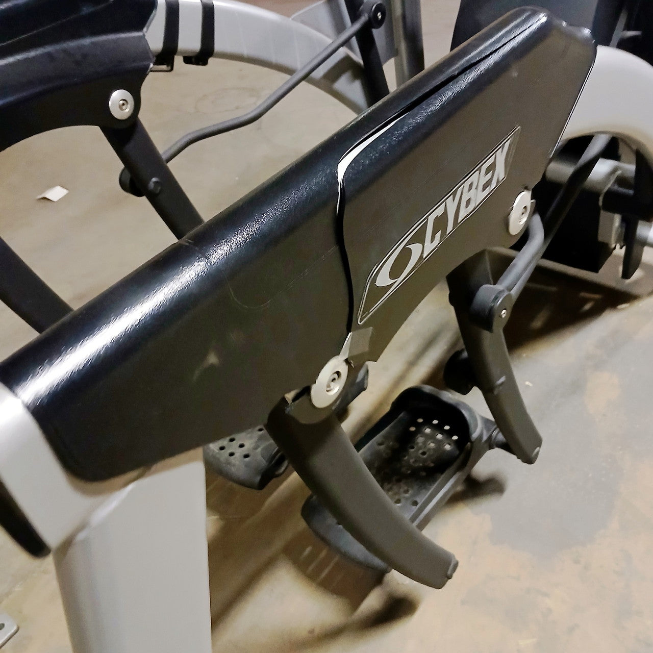 Cybex 630a Arc Trainer