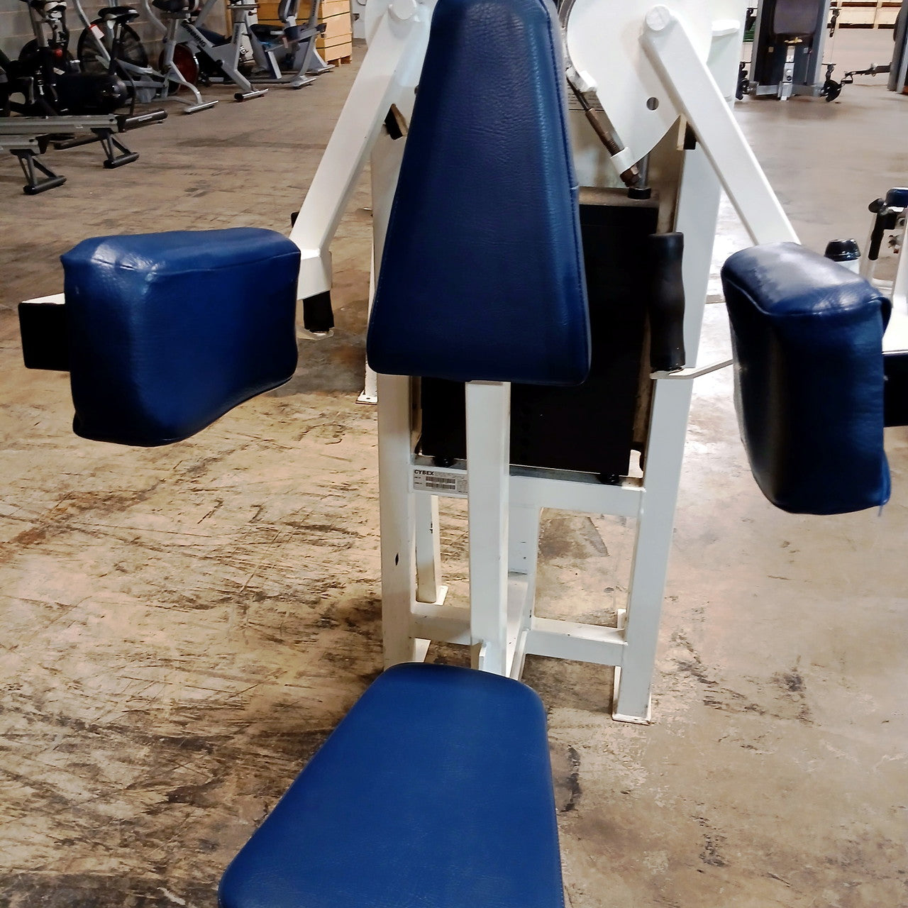 Cybex Classic Selectorized Lat Raise