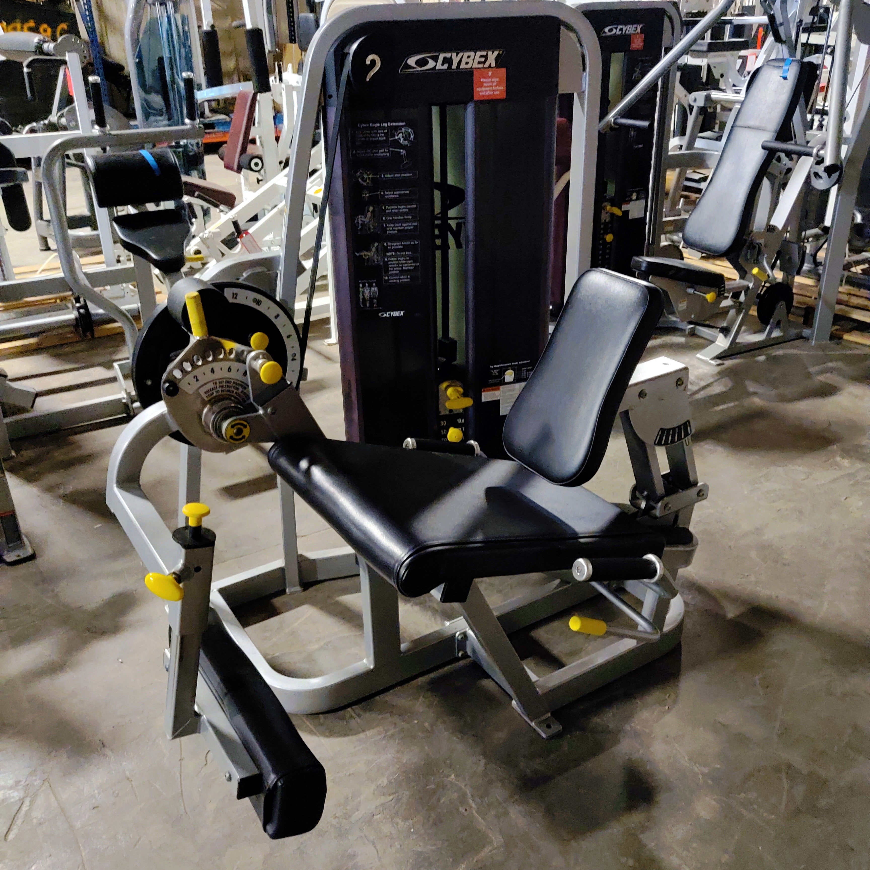 Cybex Eagle Leg Extension 11050 w/ROM