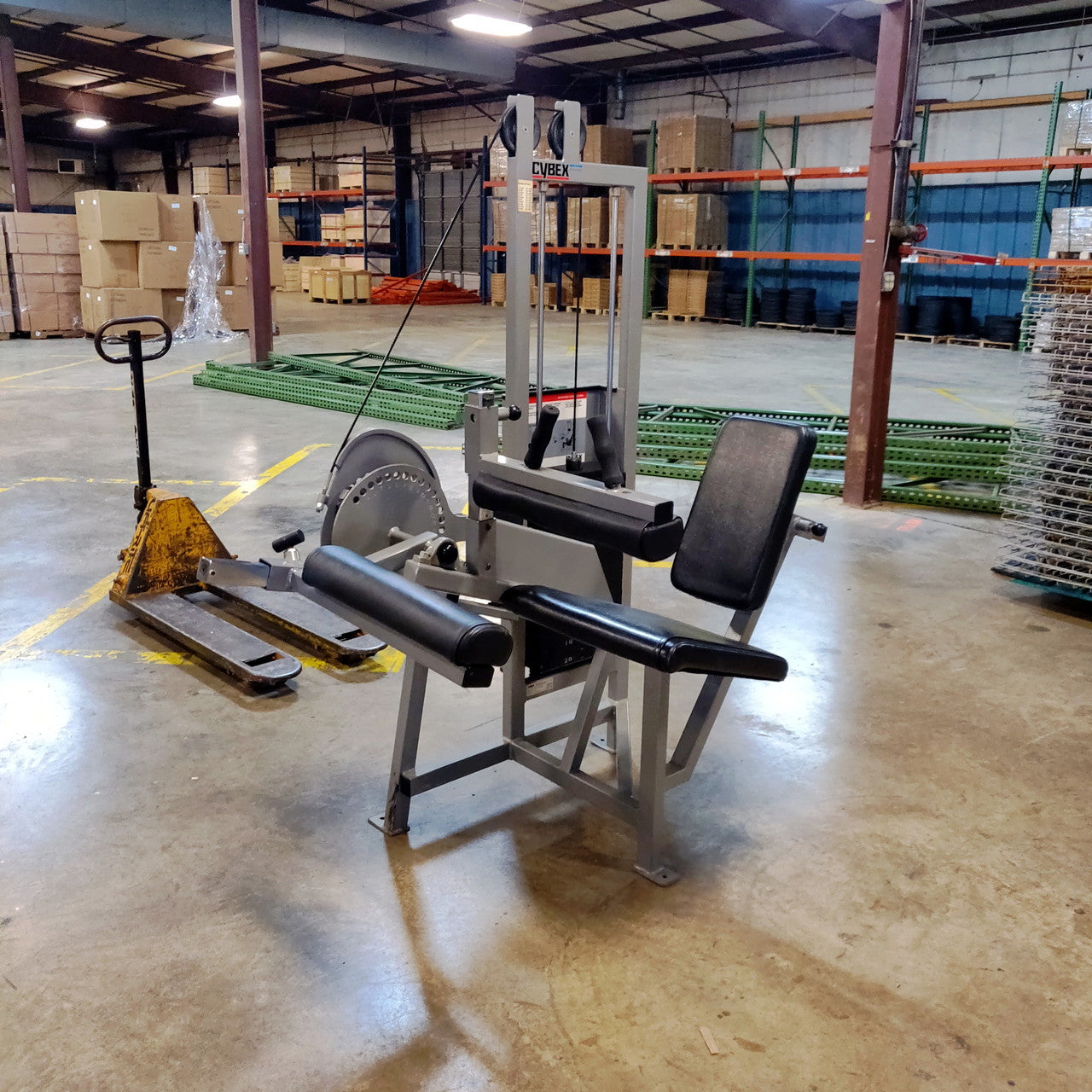 Cybex VR2 4132 Seated Leg Curl