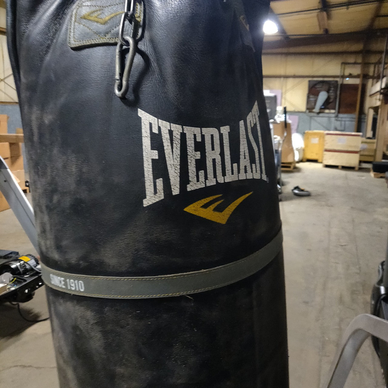Everlast Single Station Heavy Bag W/ Stand