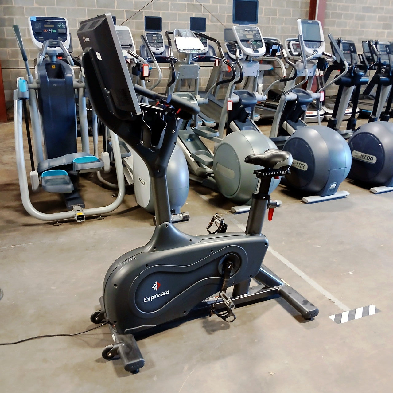 Expresso GO-U Gamified Upright Bike