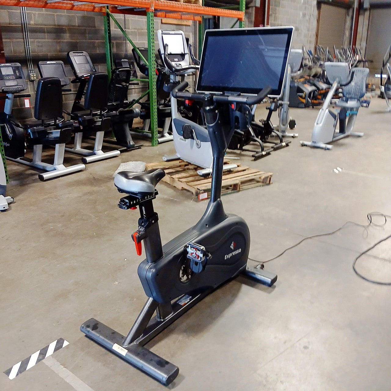 Expresso GO-U Gamified Upright Bike