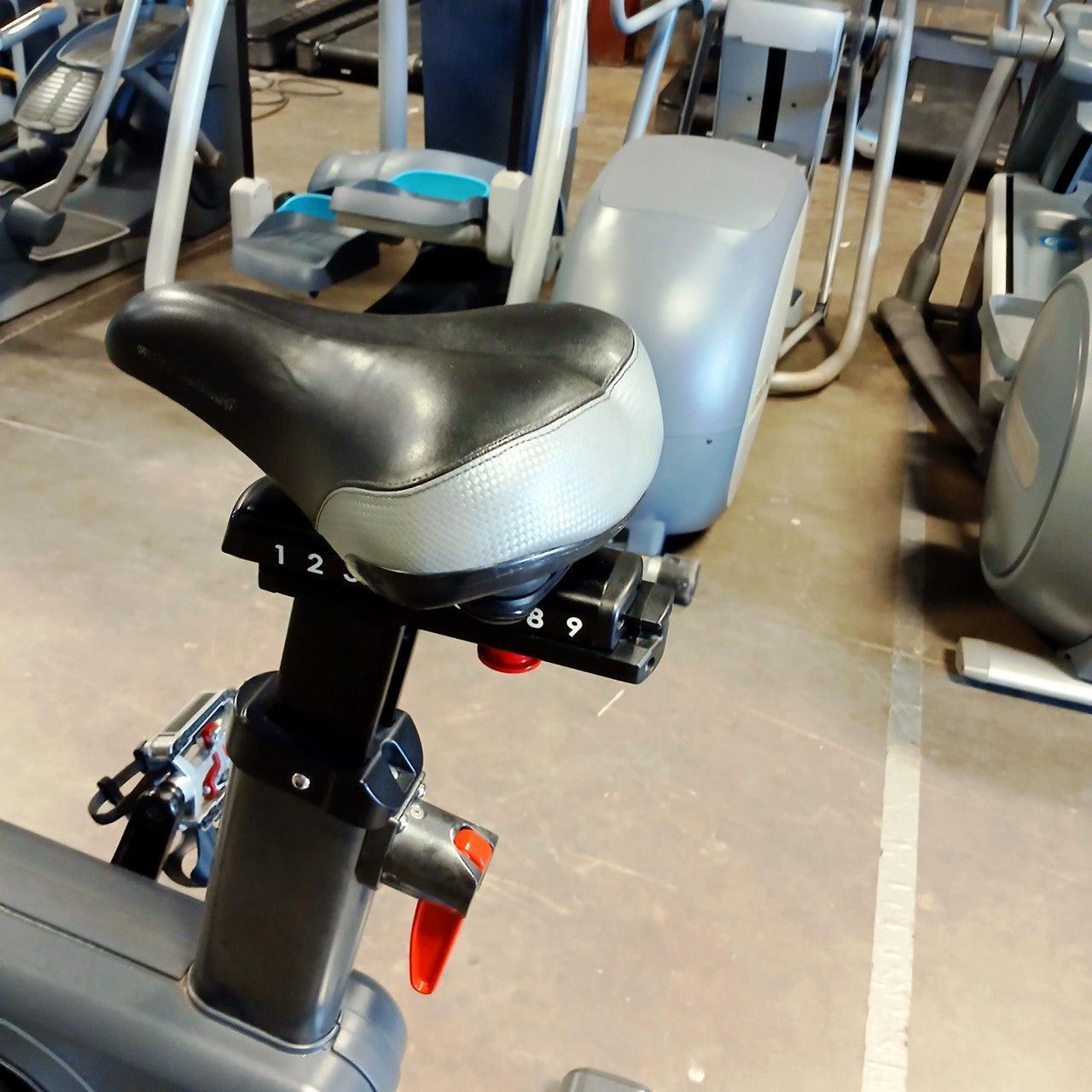 Expresso GO-U Gamified Upright Bike