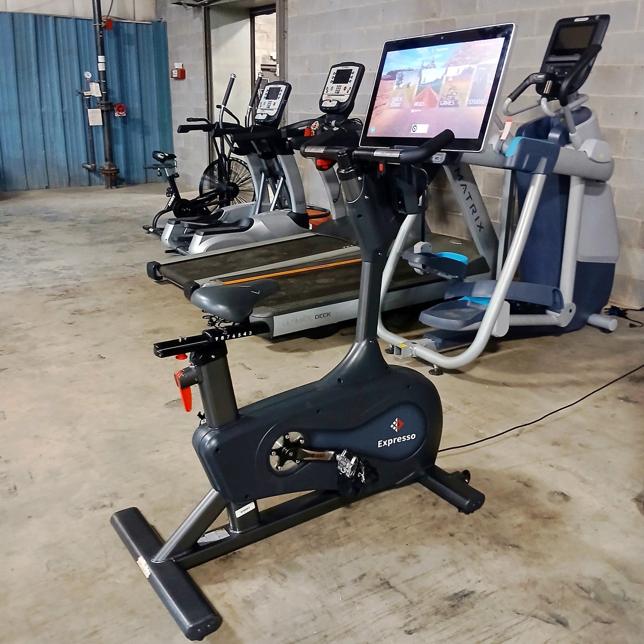 Expresso GO-U Gamified Upright Bike
