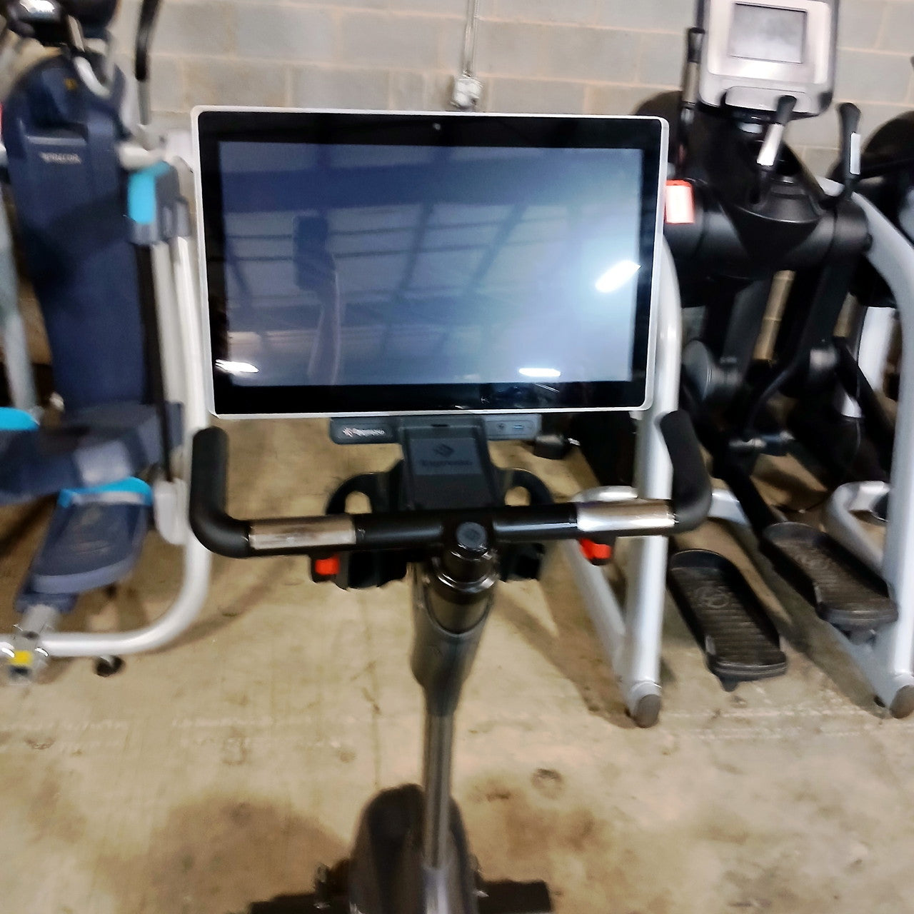 Expresso GO-U Gamified Upright Bike
