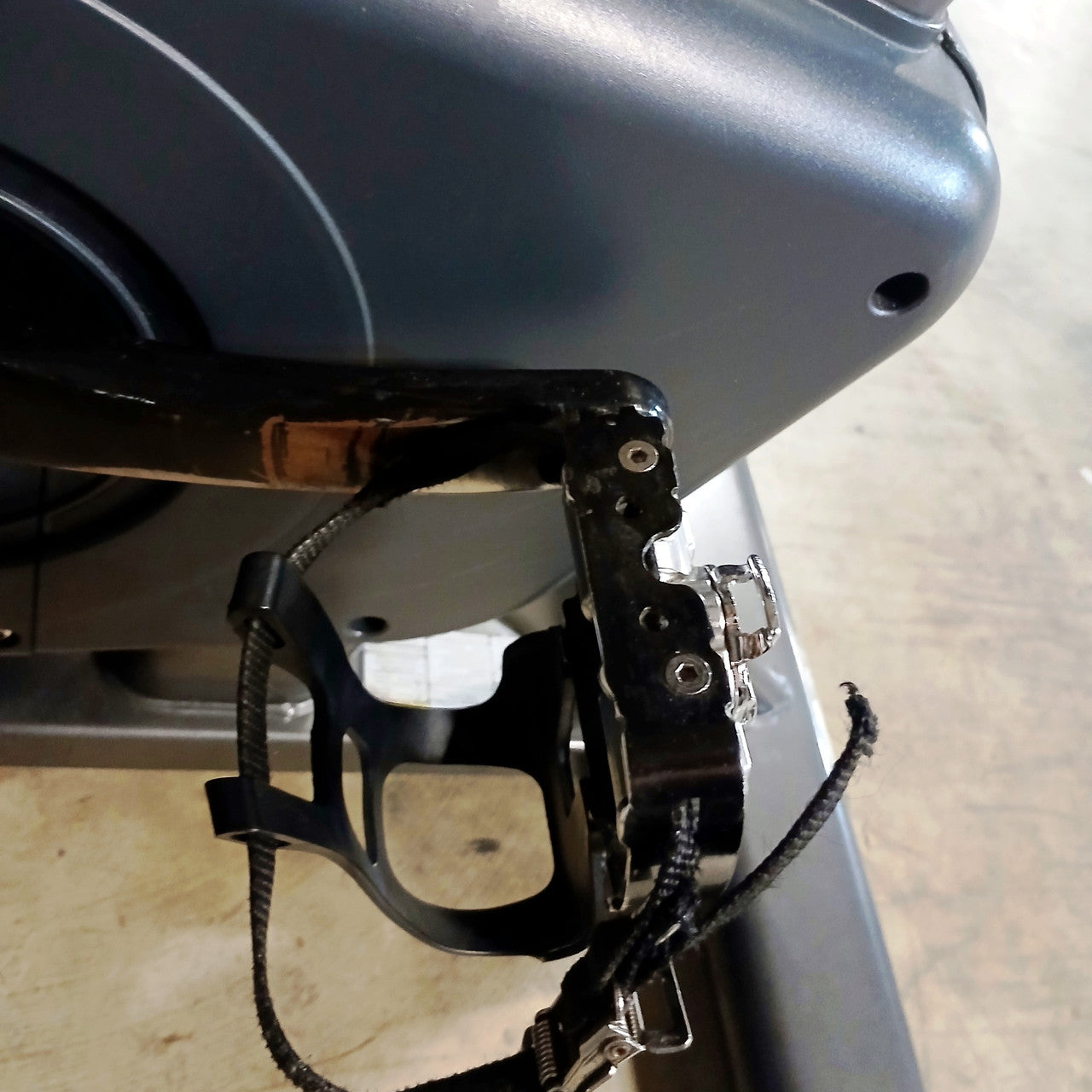 Expresso GO-U Gamified Upright Bike