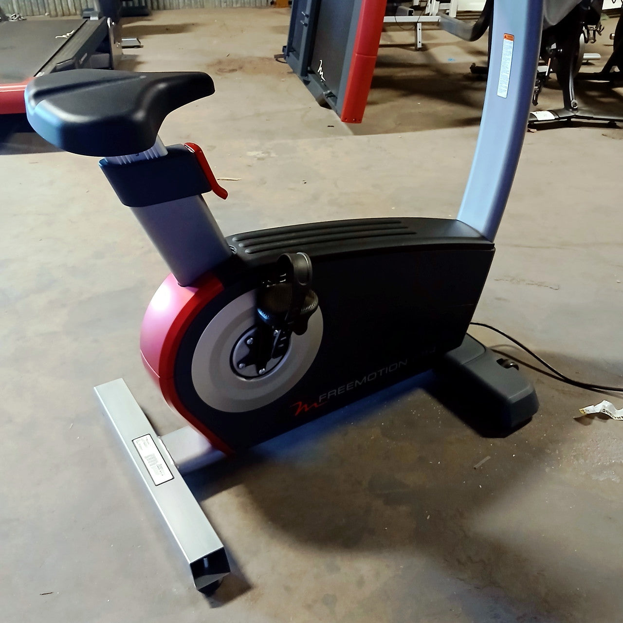 FreeMotion C 11.4 Upright Bike