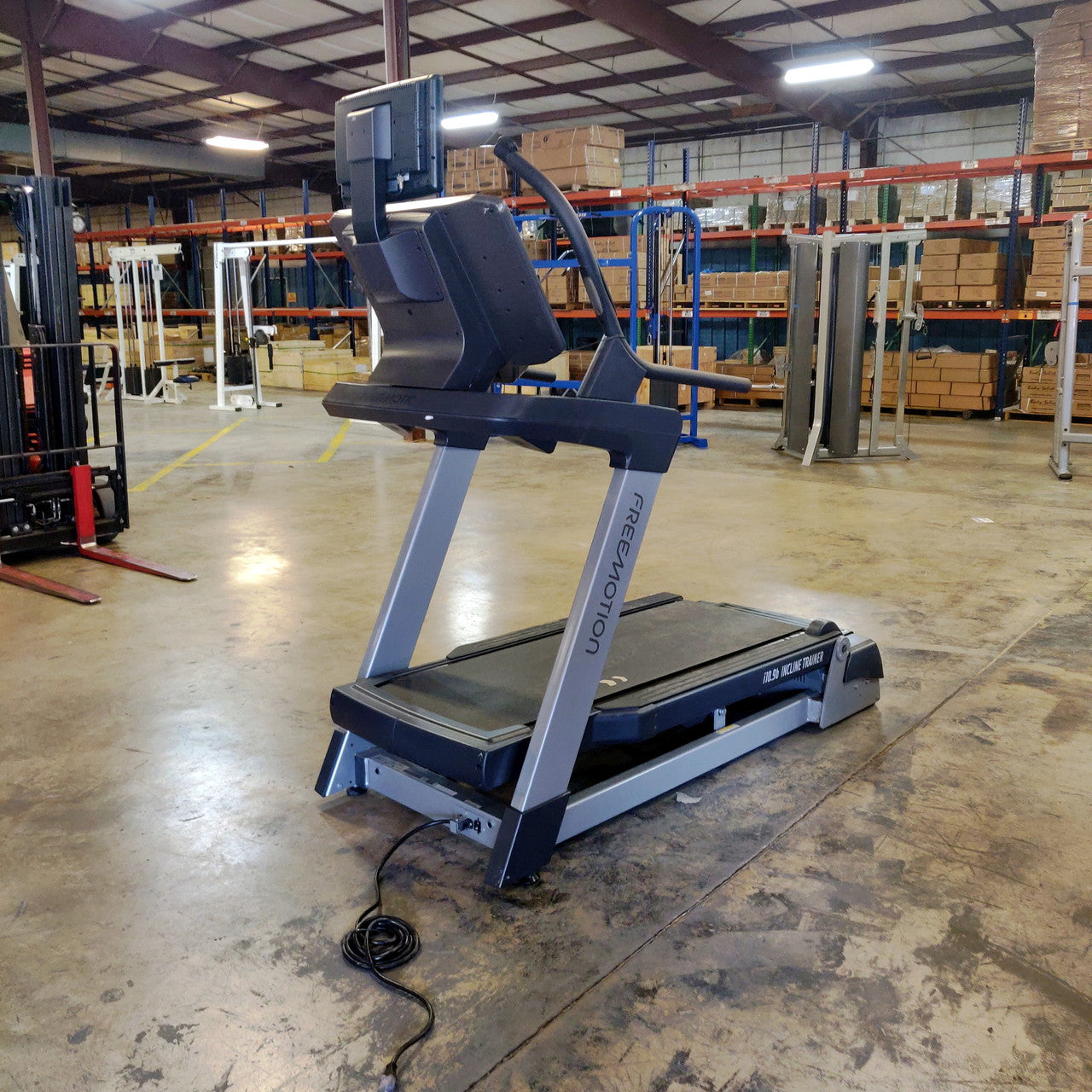 Freemotion Treadmill i10.9b Incline Trainer
