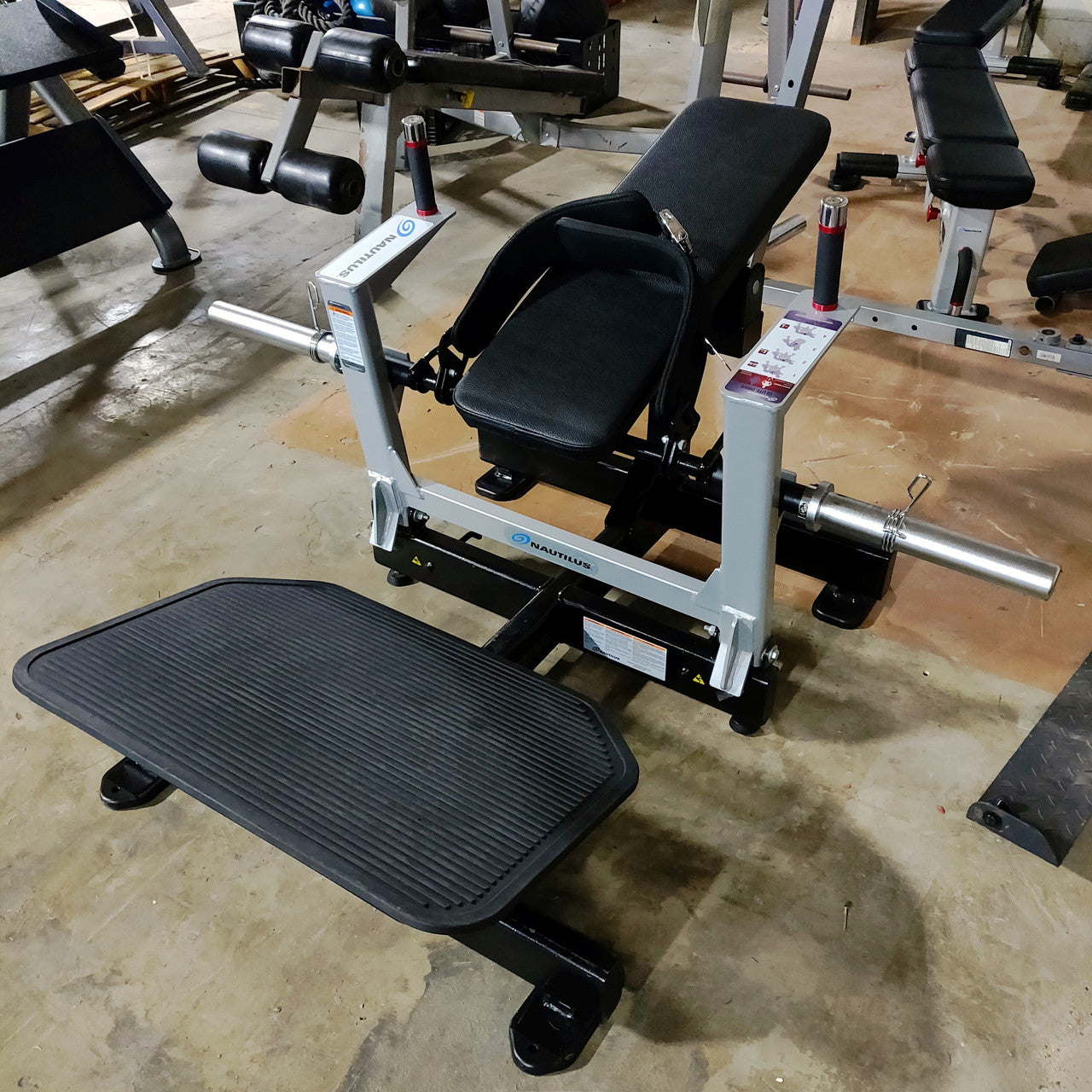 Glute Thrust Machine by Nautilus