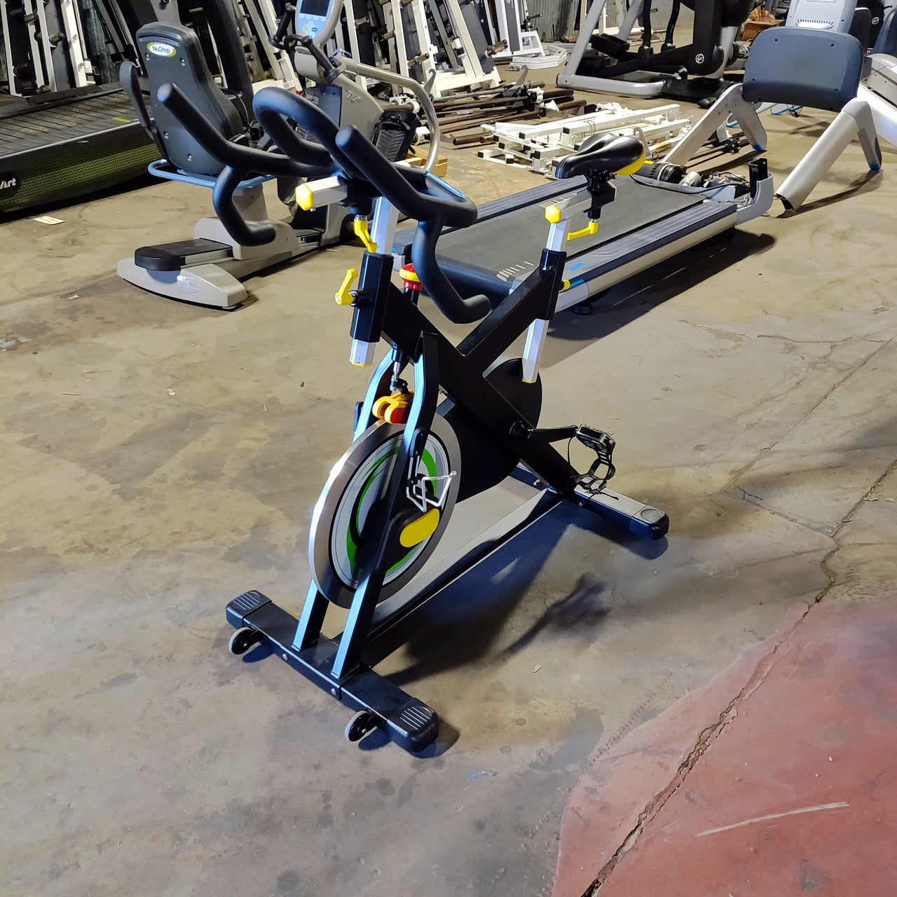Green Series 6000 Light Commercial Indoor Cycle