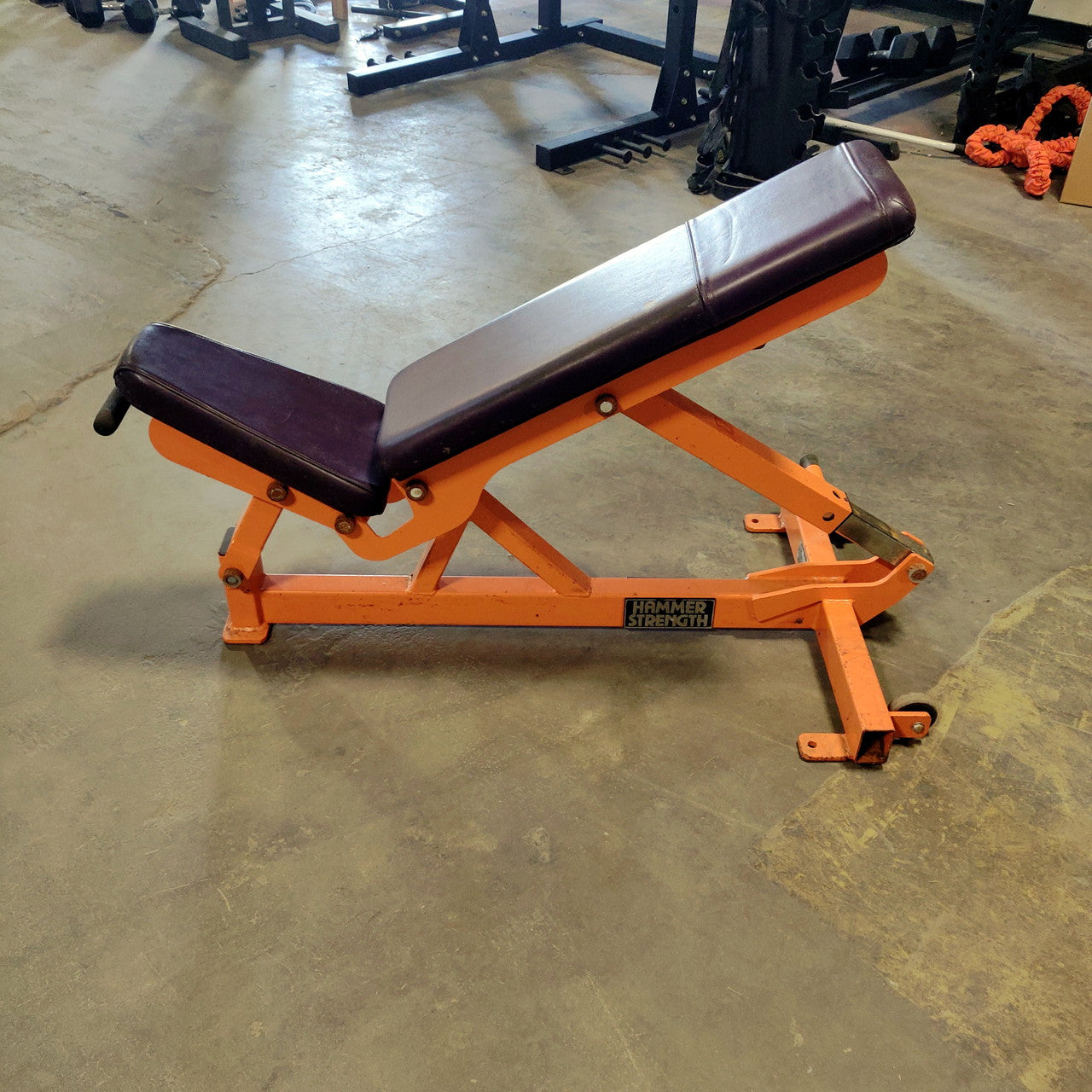 Hammer Strength 0-90 Degree Weight Bench Commercial