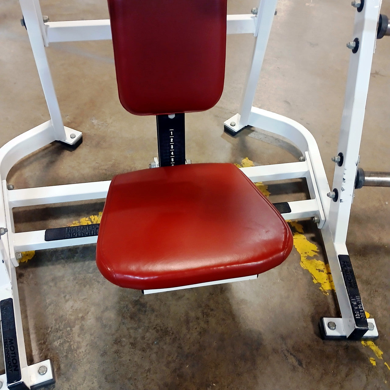 Hammer Strength Iso-Lateral Bench Press