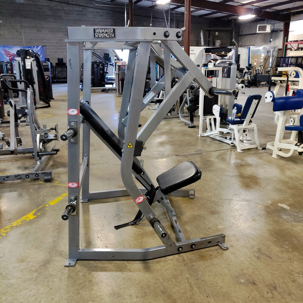 Hammer Strength Iso-Lateral Decline Chest Press