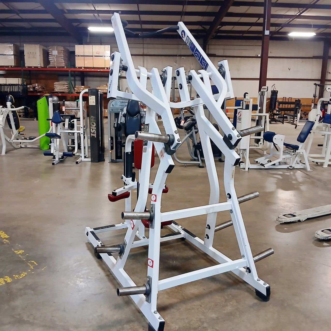 Hammer Strength Iso-Lateral Front Lat Pulldown