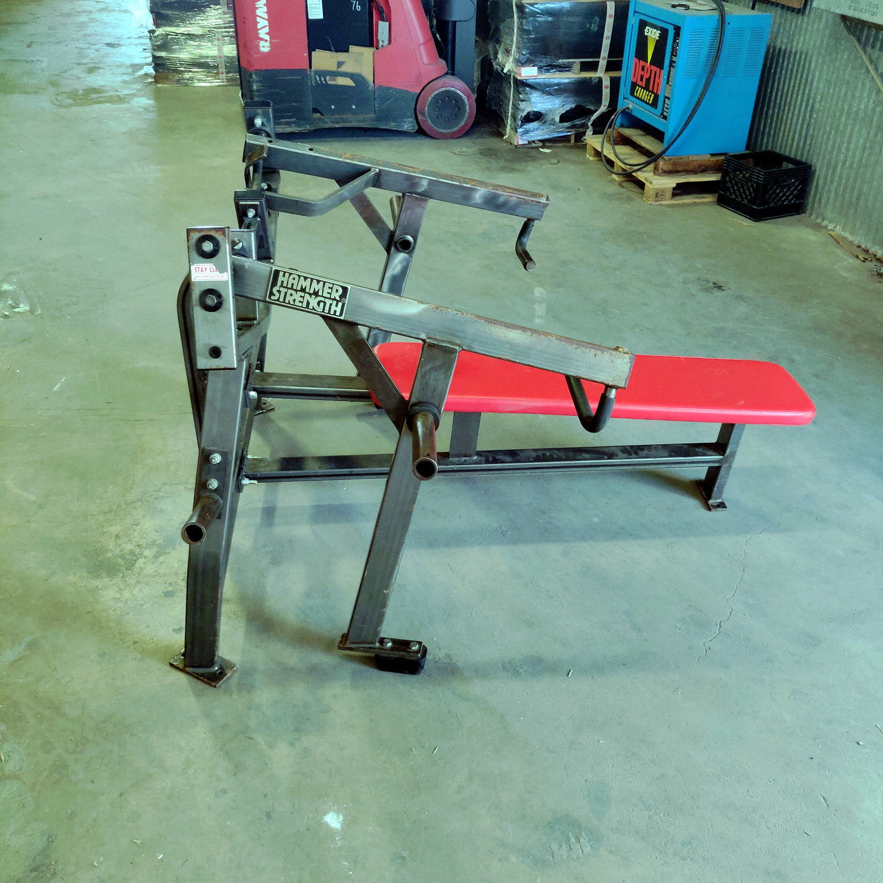 Hammer Strength Plate-Loaded Iso-Lateral Horizontal Bench Press