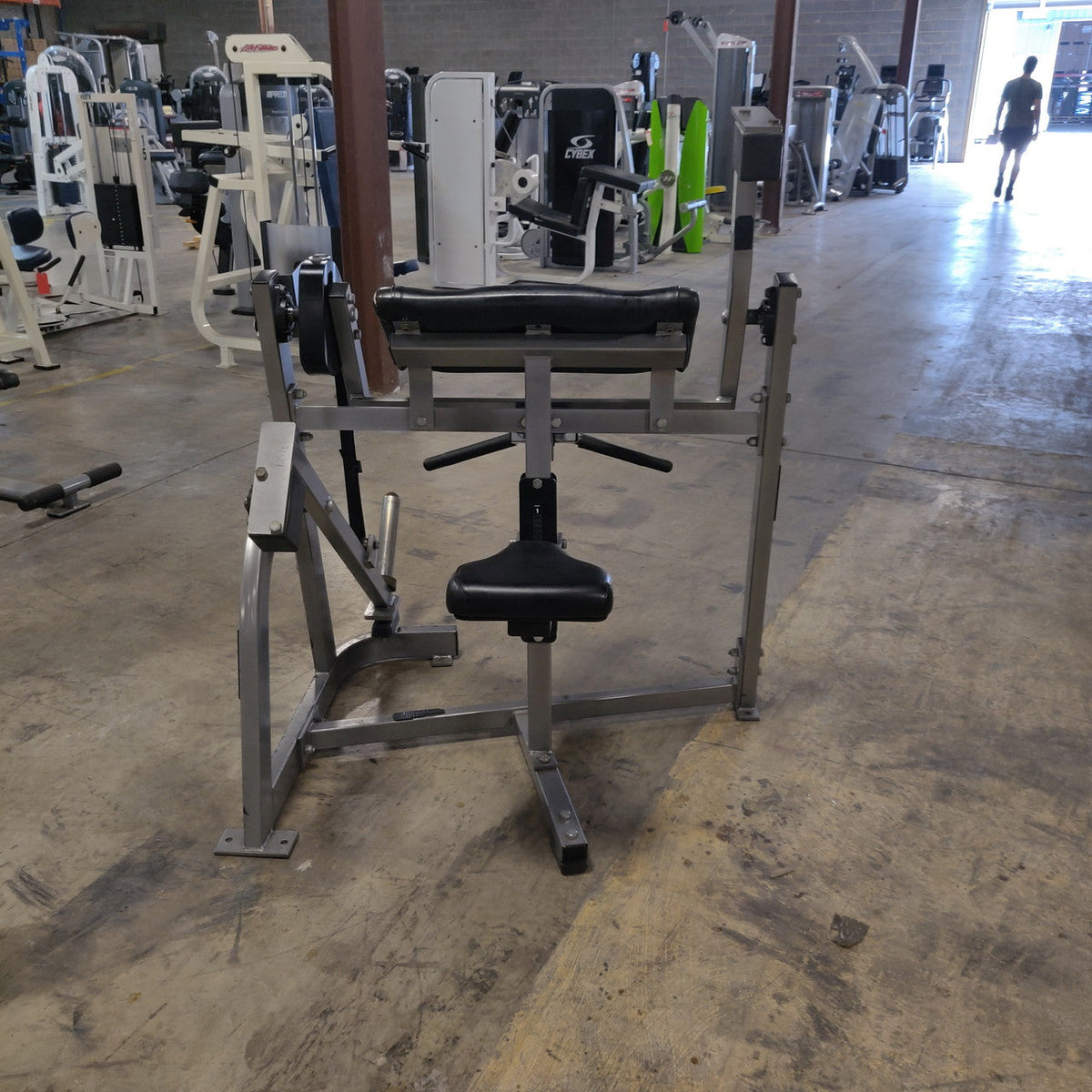 Hammer Strength Plate Loaded Seated Bicep Curl