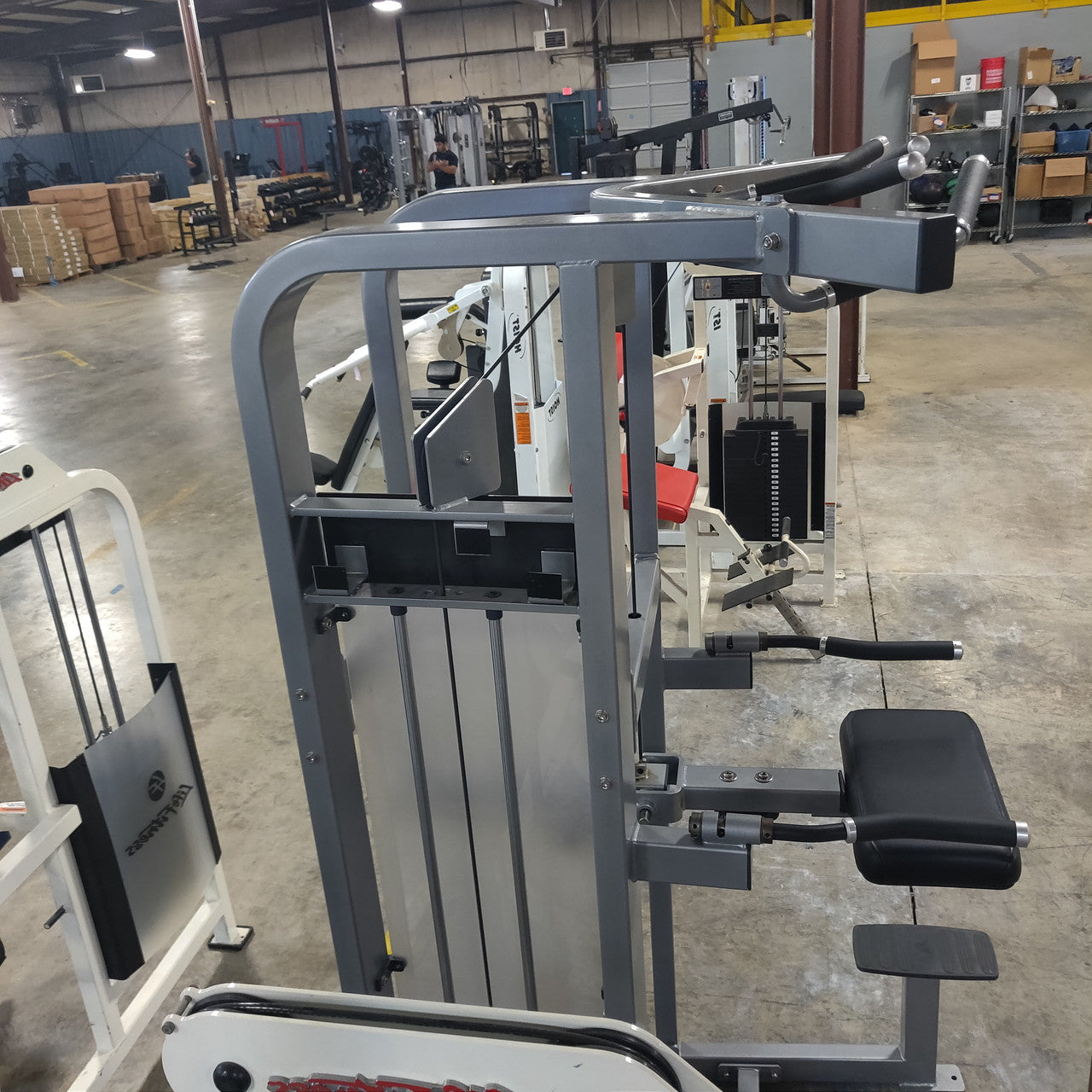 Hammer Strength Select Assisted Dip/Chin