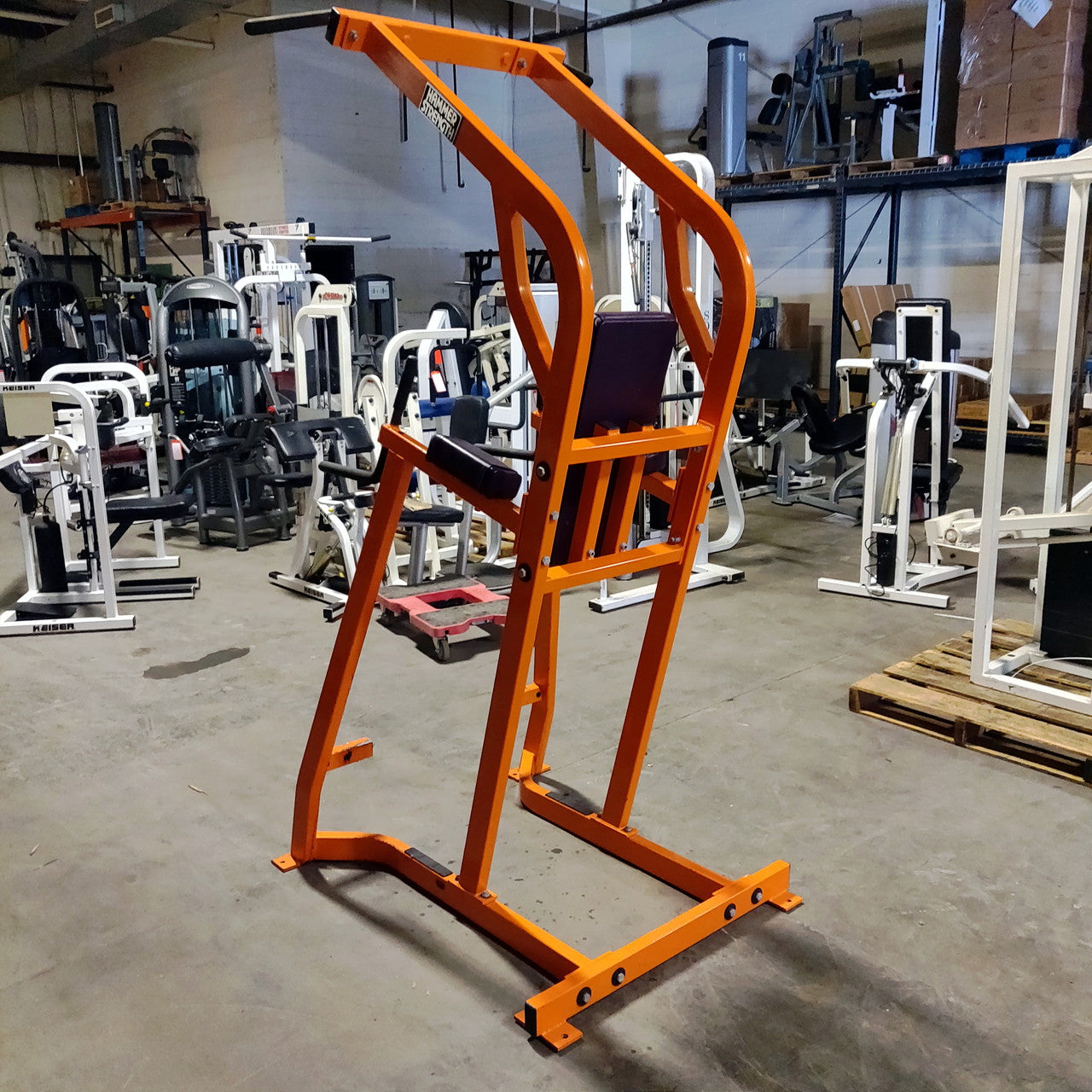 Hammer Strength Vertical Knee Raise Captain's Chair VKR