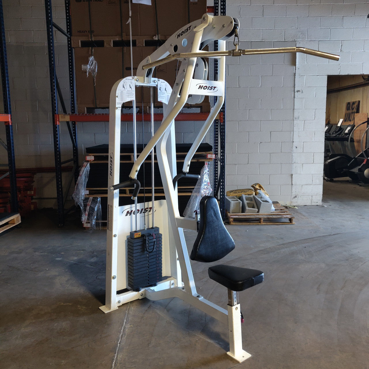 Hoist HD-2300 Mid Row / Lat Pulldown – Dual-Function Commercial Back Strength Machine