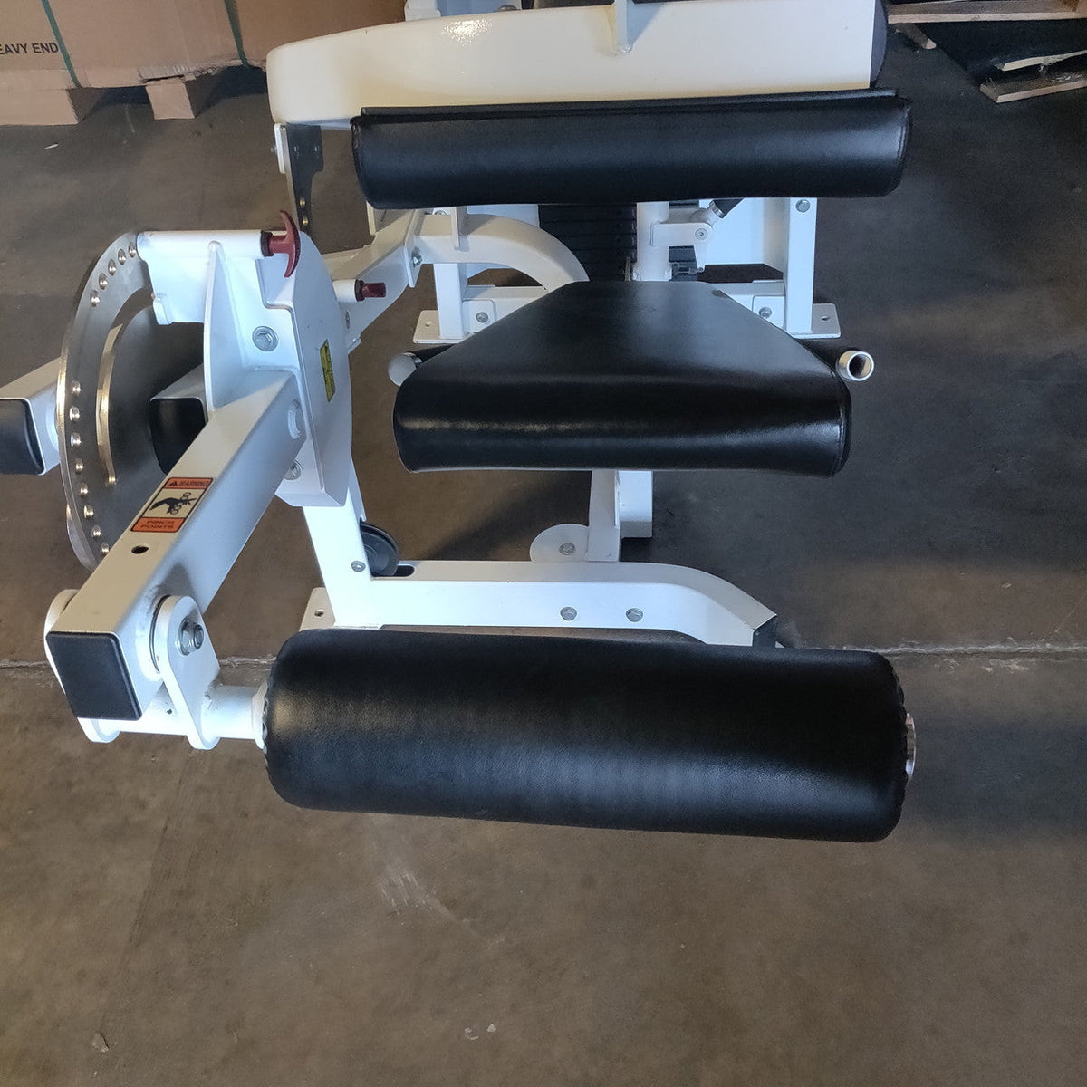 Hoist HD 2400 Leg Extension/Hamstring Curl Combo