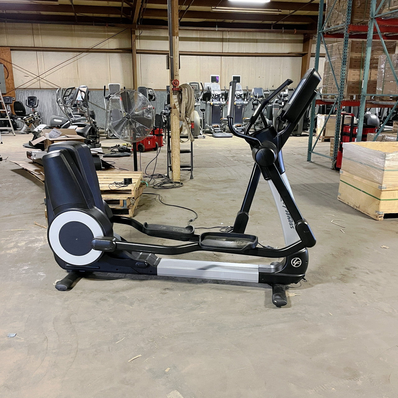 Life Fitness Elliptical 95XS with Fully Interactive Display