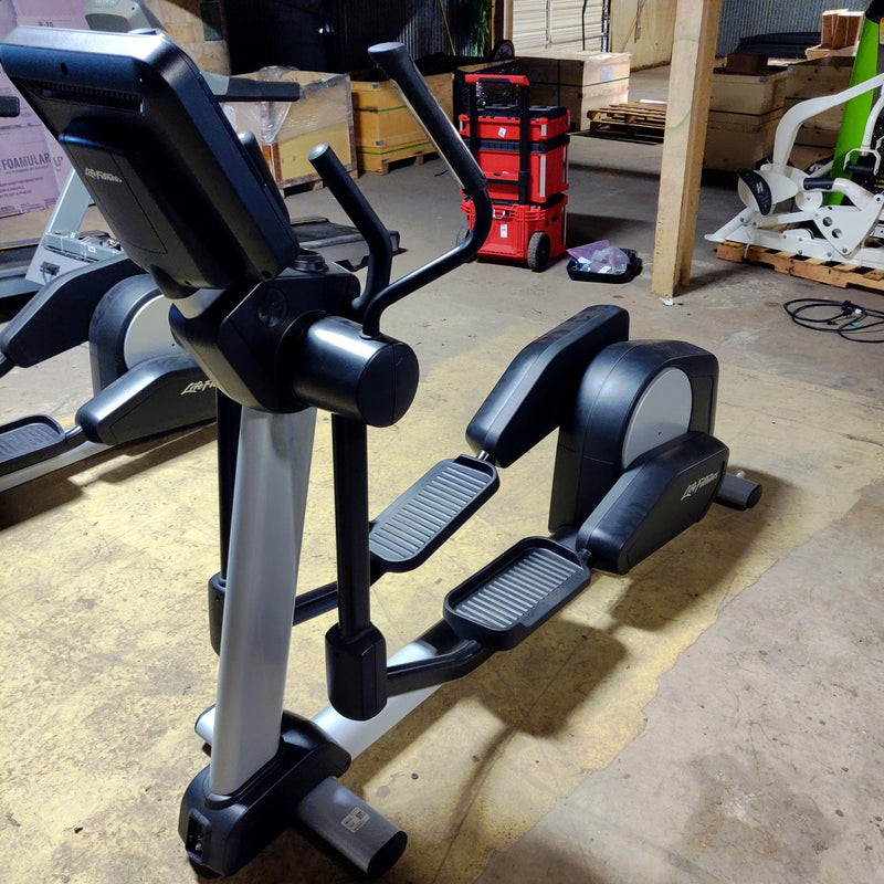 Life Fitness Elliptical Integrity with X Console