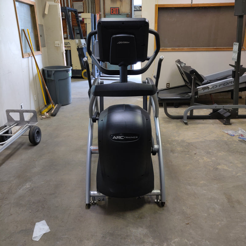Life Fitness Arc Trainer LowerBody with Smartscreen