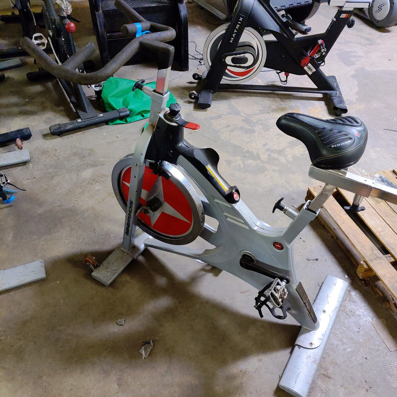 Schwinn Evolution SR Indoor Cycling Exercise Bike